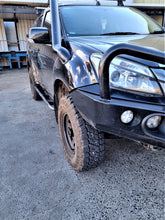 Load image into Gallery viewer, Isuzu MUX Series Wagon (pair)