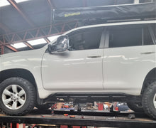 Load image into Gallery viewer, Toyota Prado 150 Series (pair)
